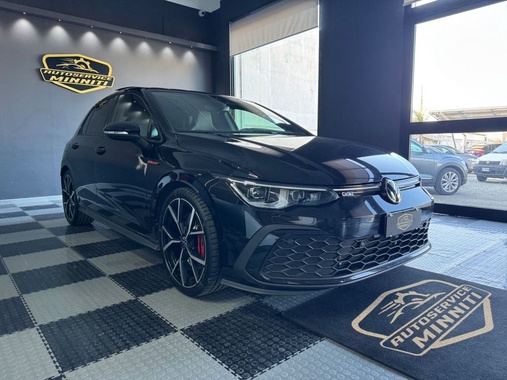 Volkswagen Golf 2021