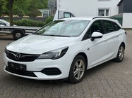 Opel Astra 2021