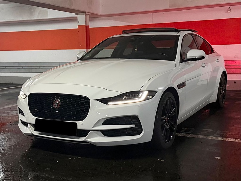 Jaguar XE