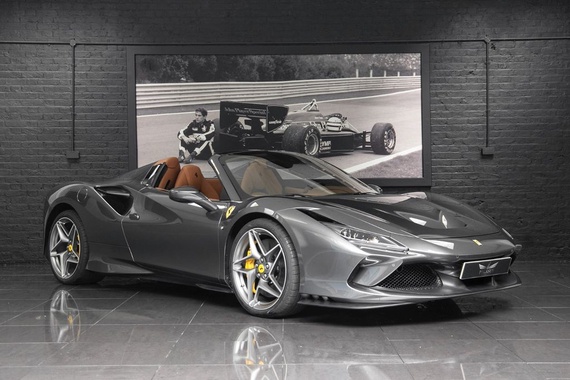 Ferrari F8 2020