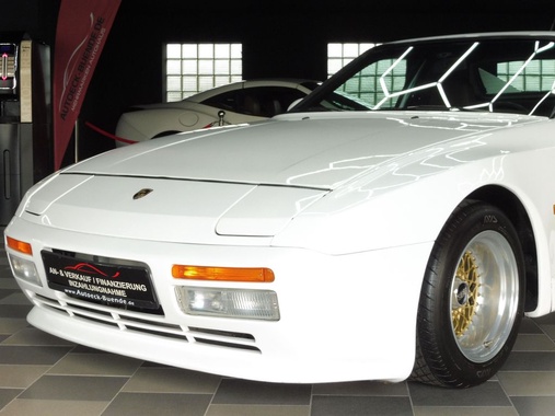 Porsche 924 1976
