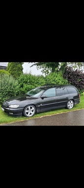 Opel Omega 2001