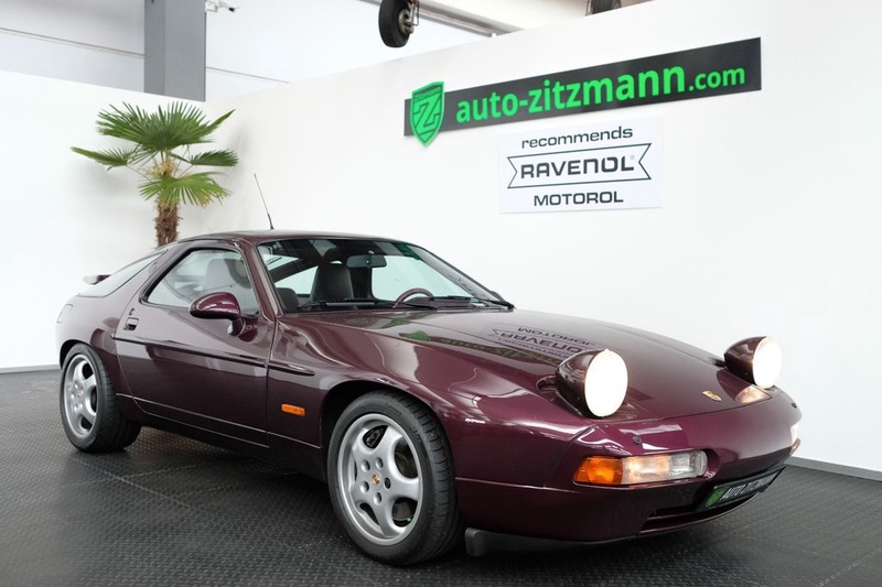 Porsche 928