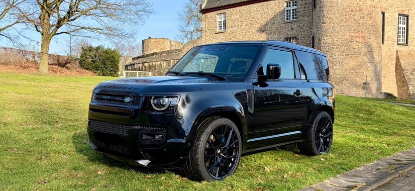 Land Rover Defender 2021