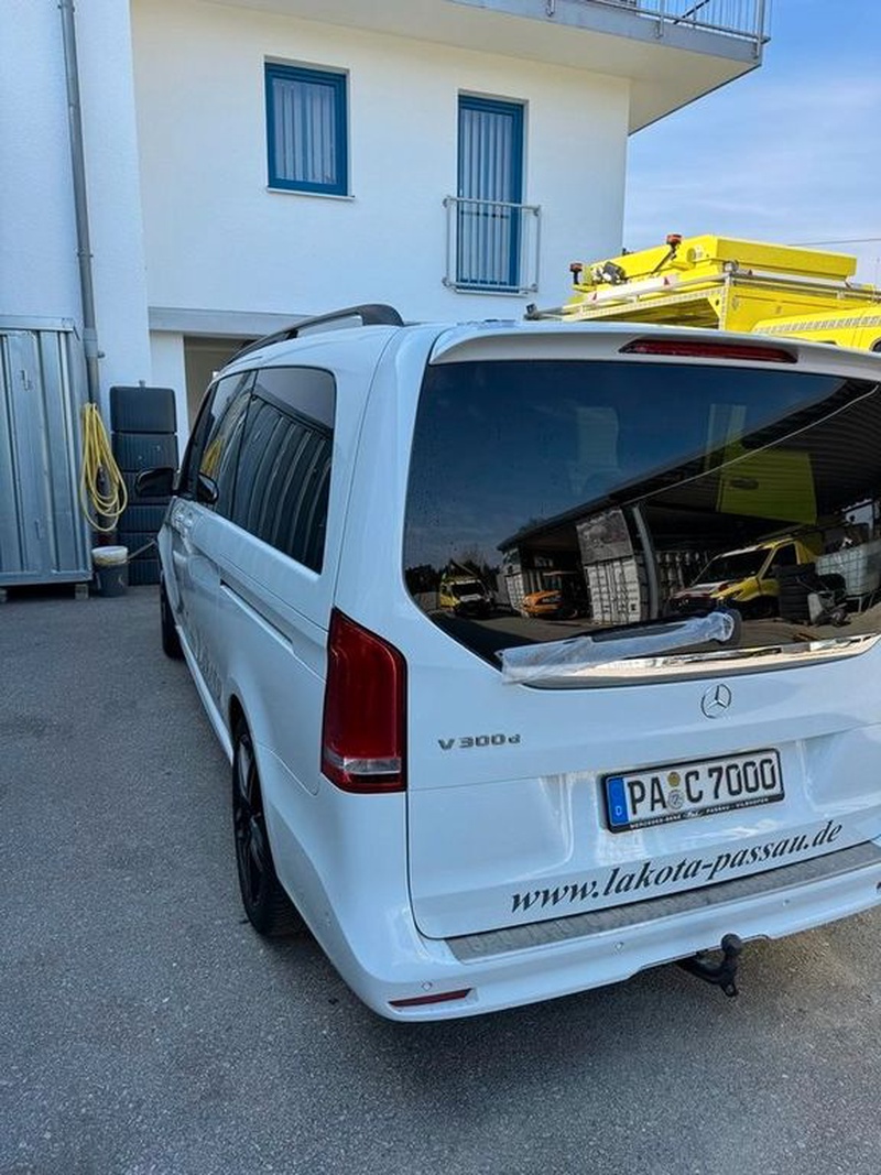 Mercedes-Benz V-Class