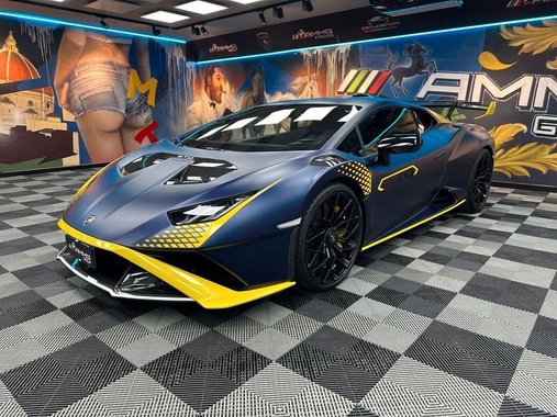 Lamborghini Huracan 2023