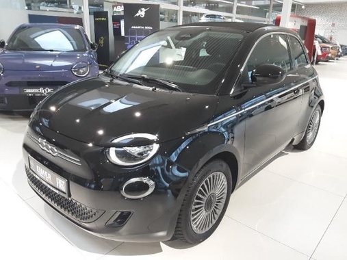 Fiat 500e 2023