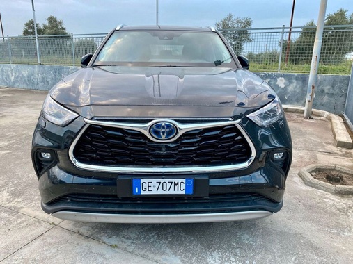 Toyota Highlander 2021