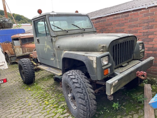 Jeep CJ 1983