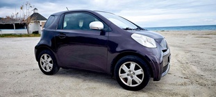 Toyota IQ 2009
