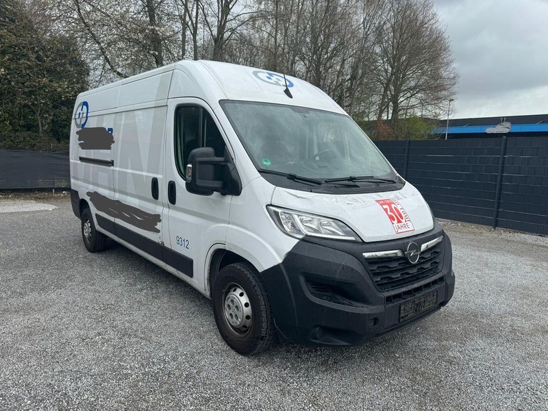 Opel Movano