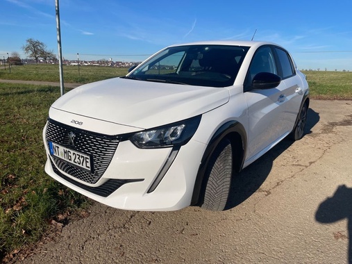 Peugeot 208 2023
