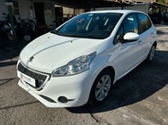 Peugeot 208 2015
