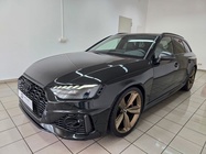 Audi RS4 2021