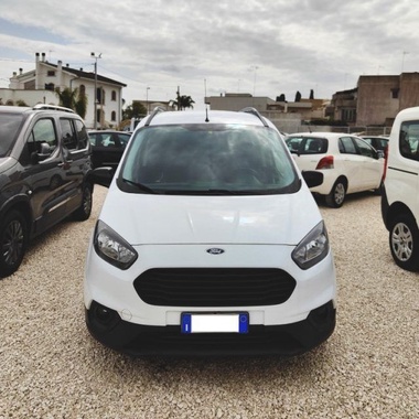 Ford Transit Courier 2020