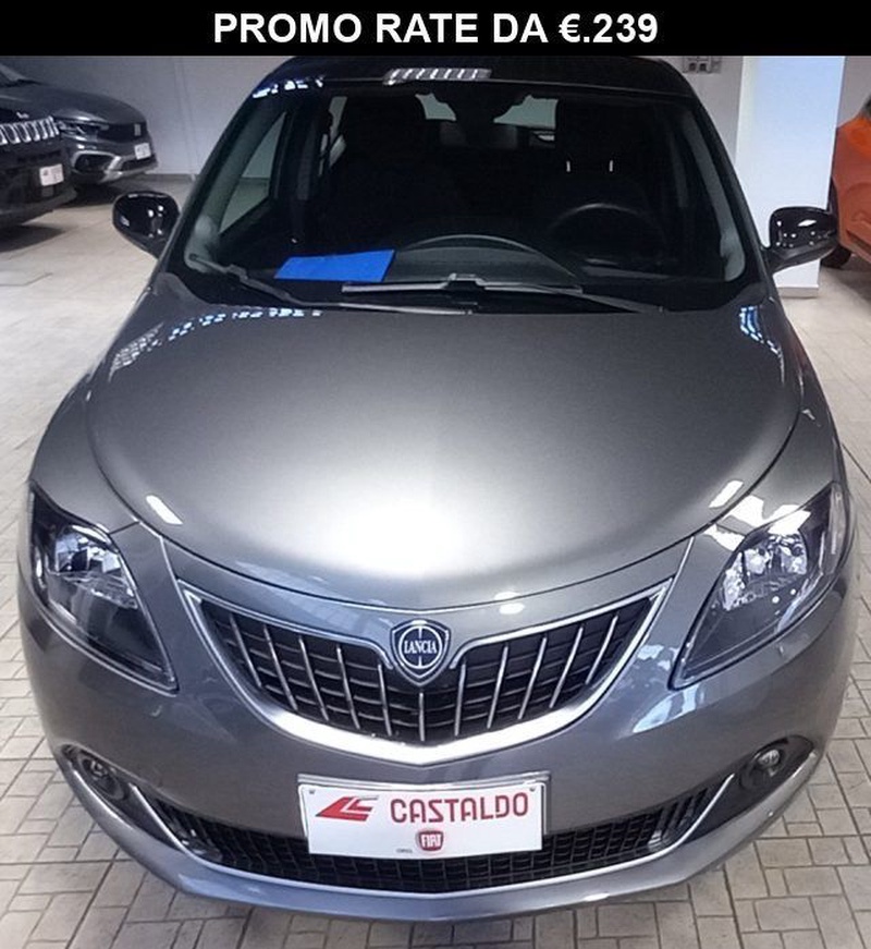 Lancia Ypsilon