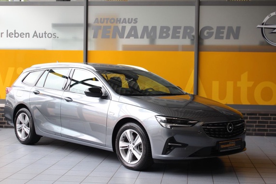 Opel Insignia 2022