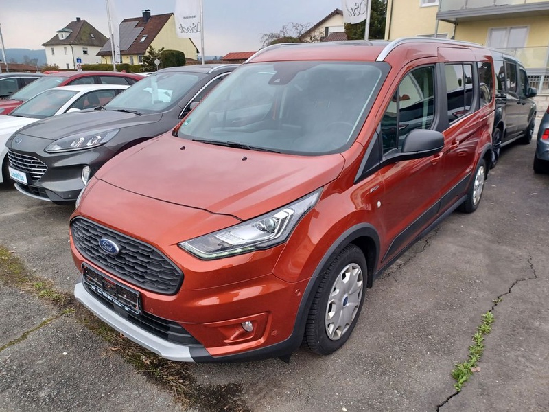 Ford Grand Tourneo