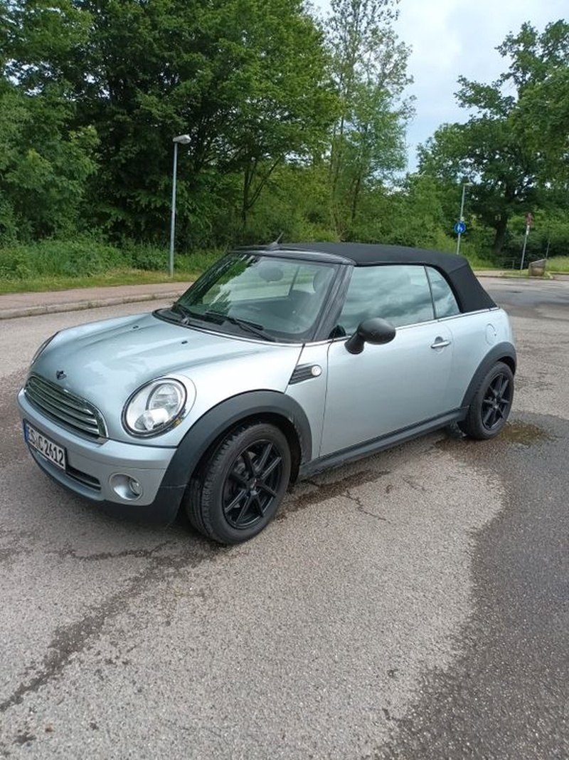 MINI Cabrio