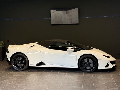 Lamborghini Huracan 2021