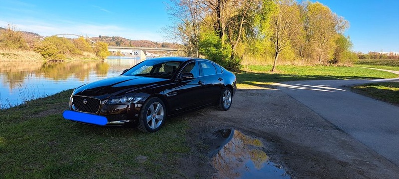 Jaguar XF
