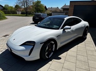 Porsche Taycan 2021
