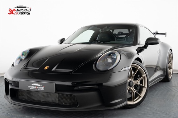 Porsche 992 2024