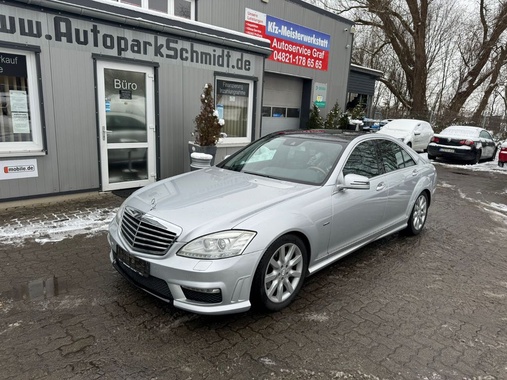 Mercedes-Benz S-Class 2011