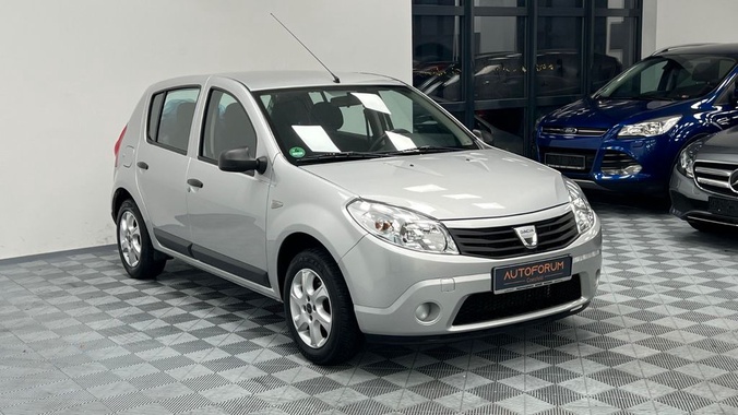 Dacia Sandero 2009