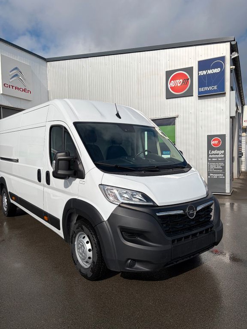 Opel Movano