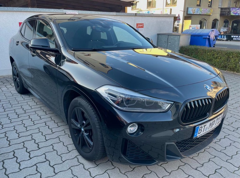 BMW X2
