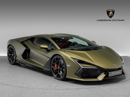 Lamborghini Revuelto 2024