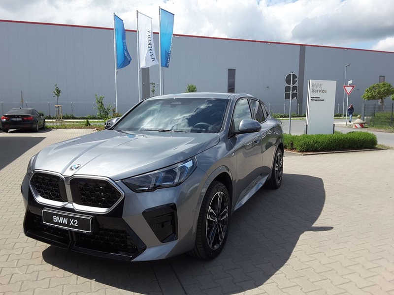 BMW X2