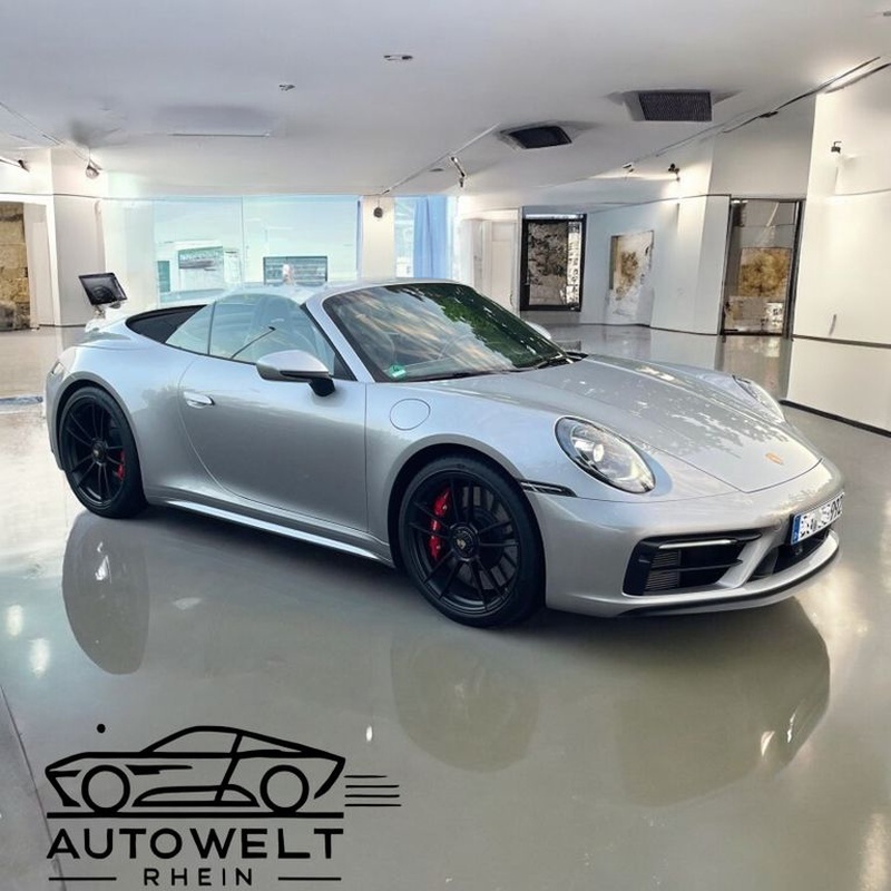 Porsche 992