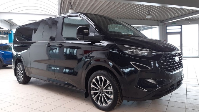 Ford Tourneo Custom 2024