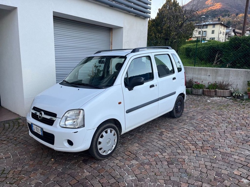 Opel Agila