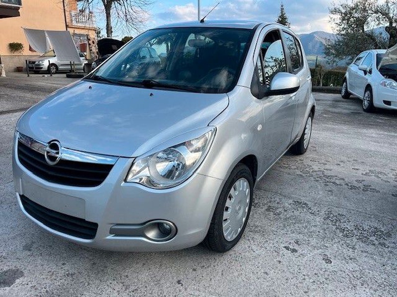 Opel Agila