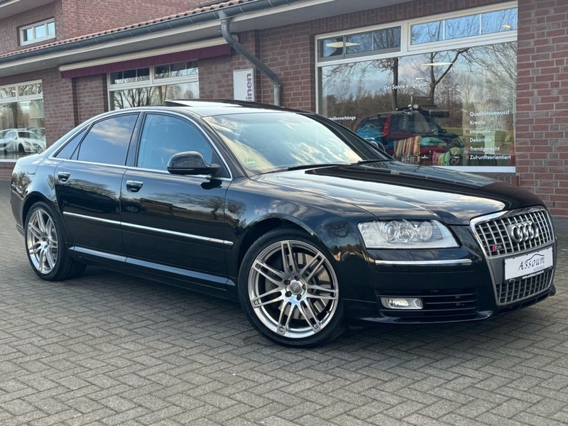 Audi S8