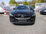 Volvo V60 2022