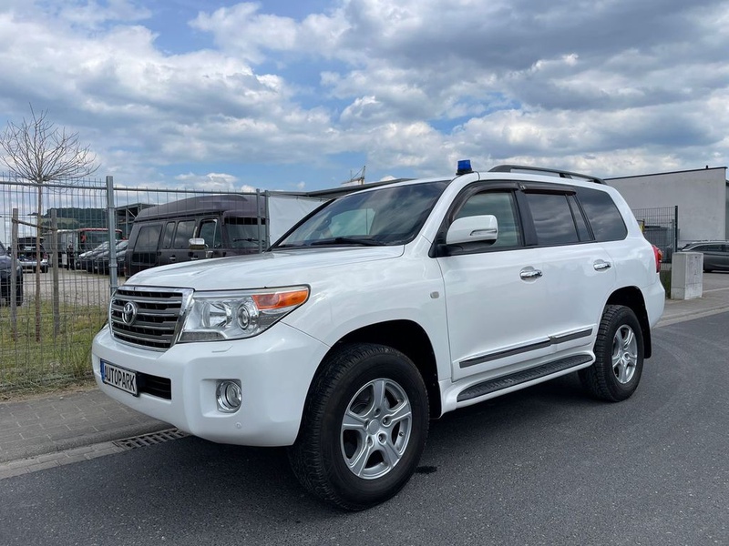 Toyota Land Cruiser