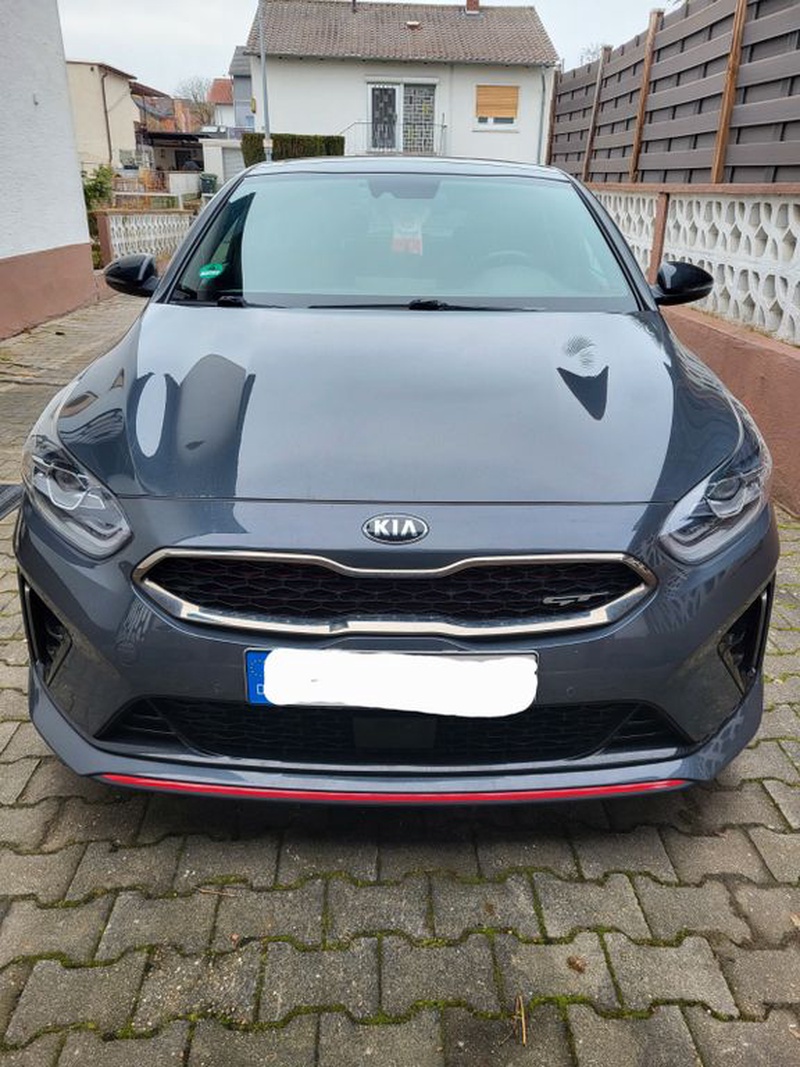 Kia pro cee'd / ProCeed