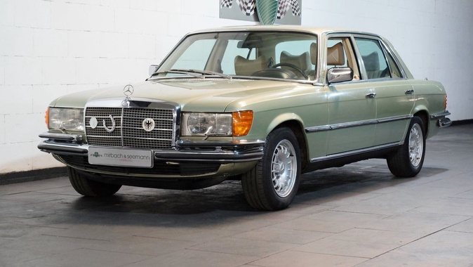 Mercedes-Benz 450 1977