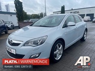 Opel Astra 2012