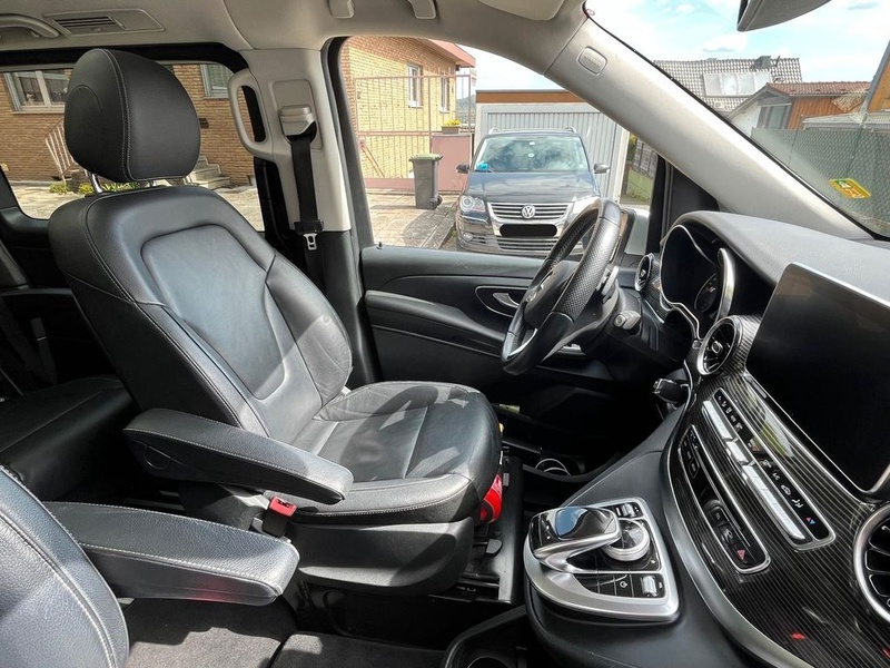 Mercedes-Benz V-Class