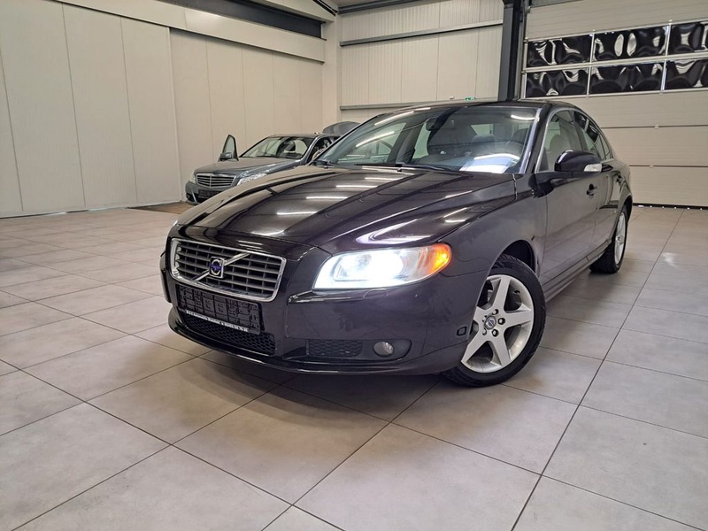 Volvo S80