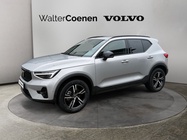 Volvo XC40 2025