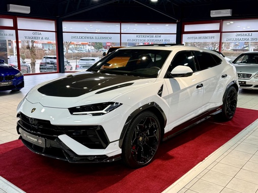 Lamborghini Urus 2024