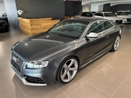 Audi RS5 2011