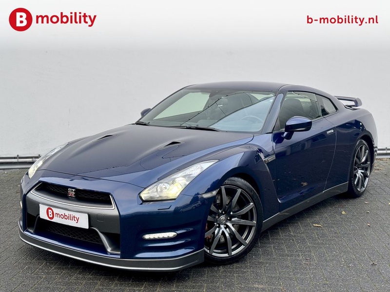 Nissan GT-R