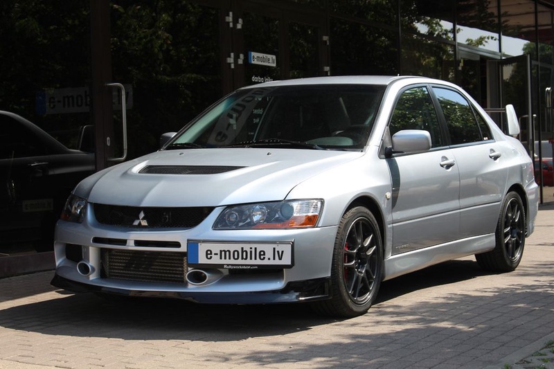 Mitsubishi Lancer